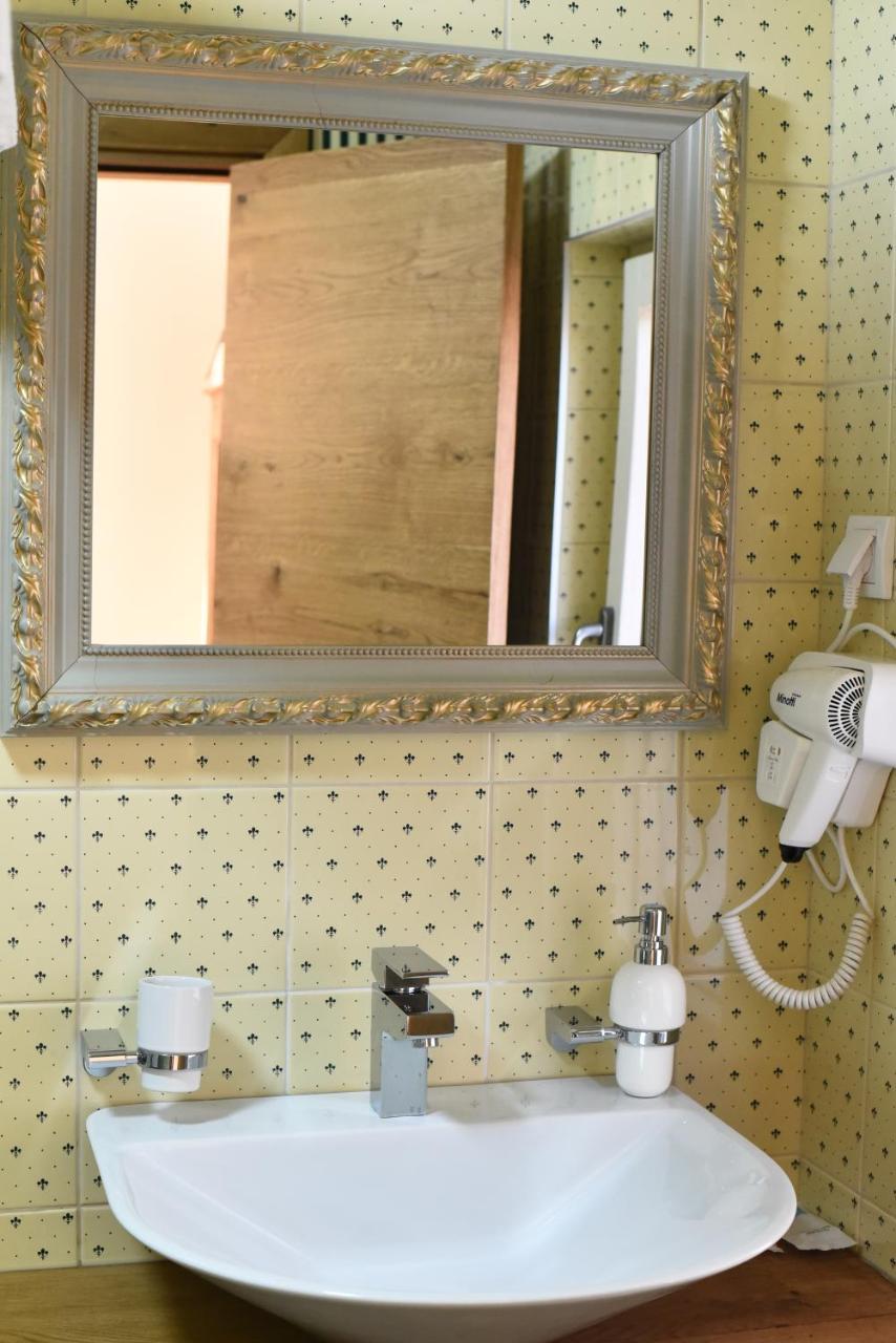 B&B Villa Panuka Pancevo Bagian luar foto